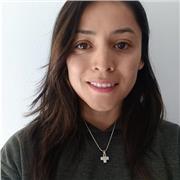 Profesora de Educación Física con amplia experiencia en el ámbito deportivo, personalizado y de grupos.
